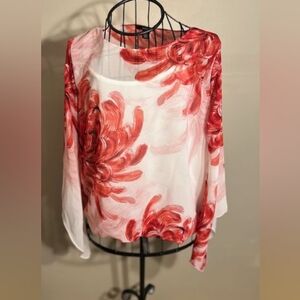 🌟 size medium womens shirt top  red white floral  blouse print casual dress